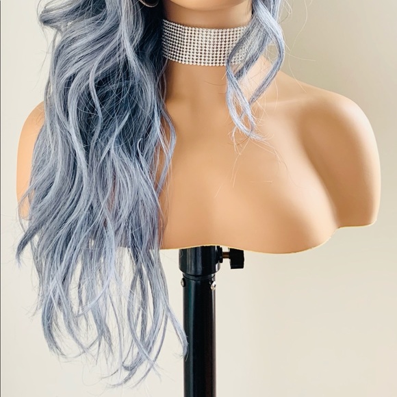 “Put On & Go” 24” Ombre Blue Premium Fiber Wig that is Curl/Flat Iron Safe - Picture 9 of 14